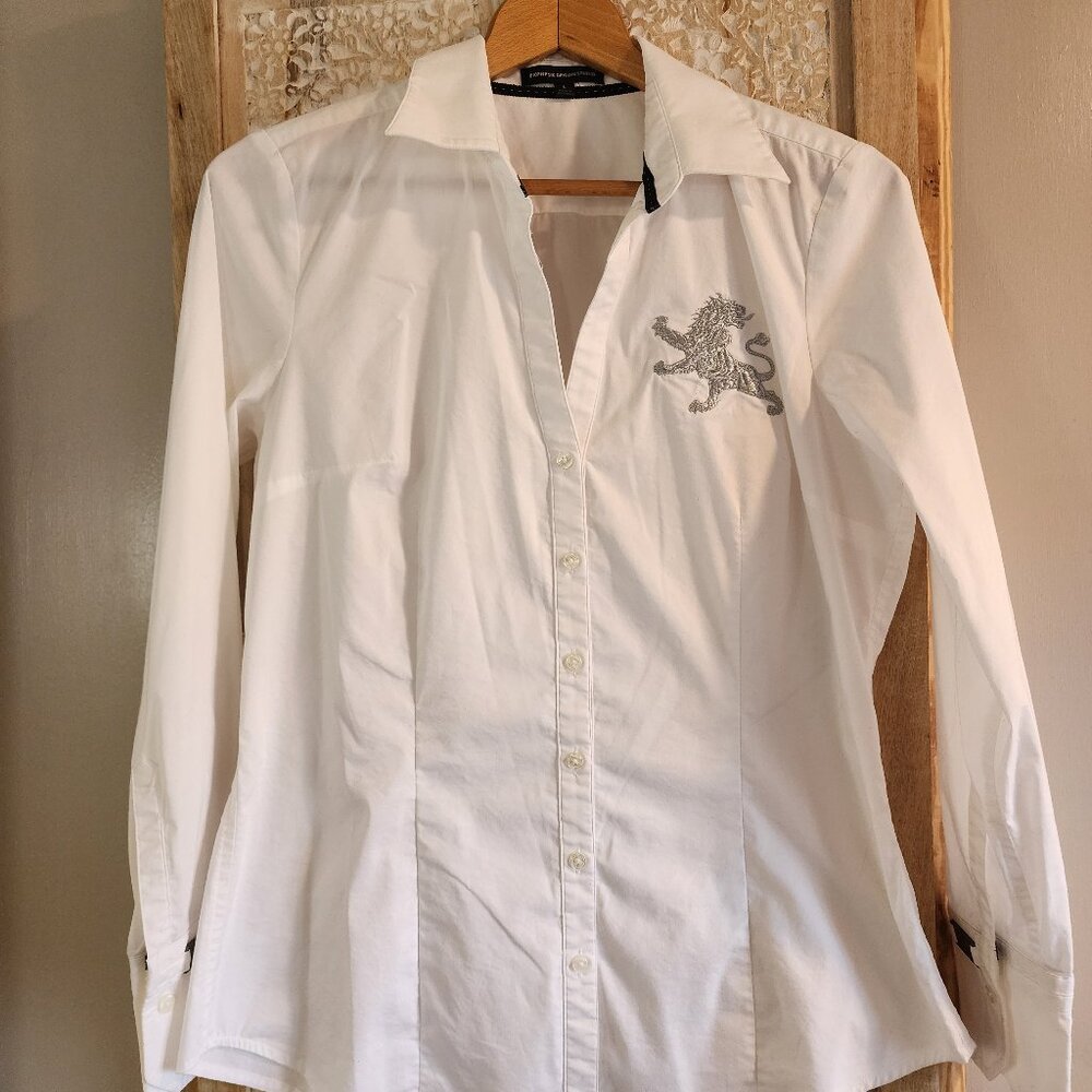 Express Design Studio White Button Down Shirt Women’s L – Lion Crest Embroidery